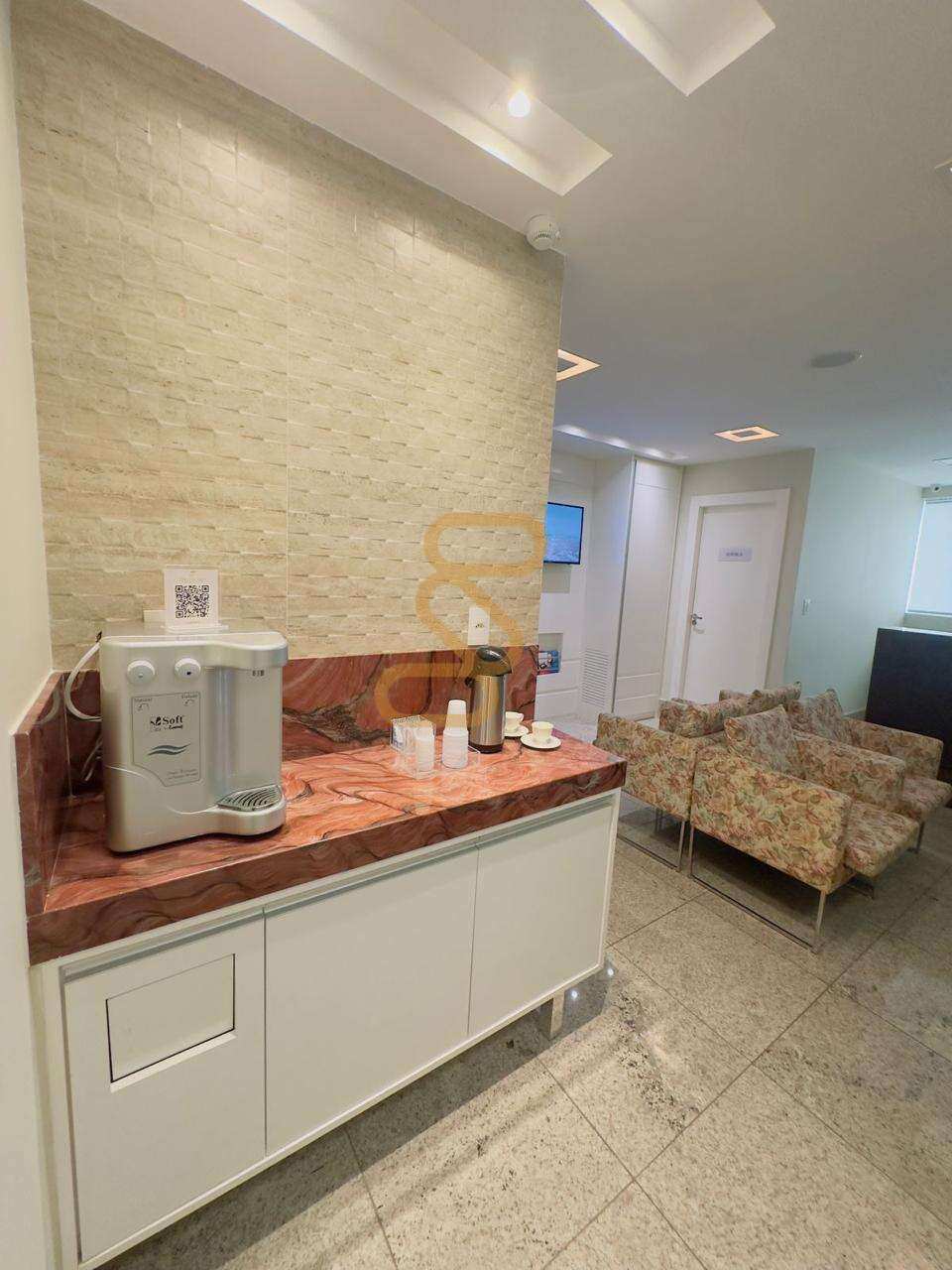 Sala comercial toda montada na Praia da Costa - Santon Imobiliária