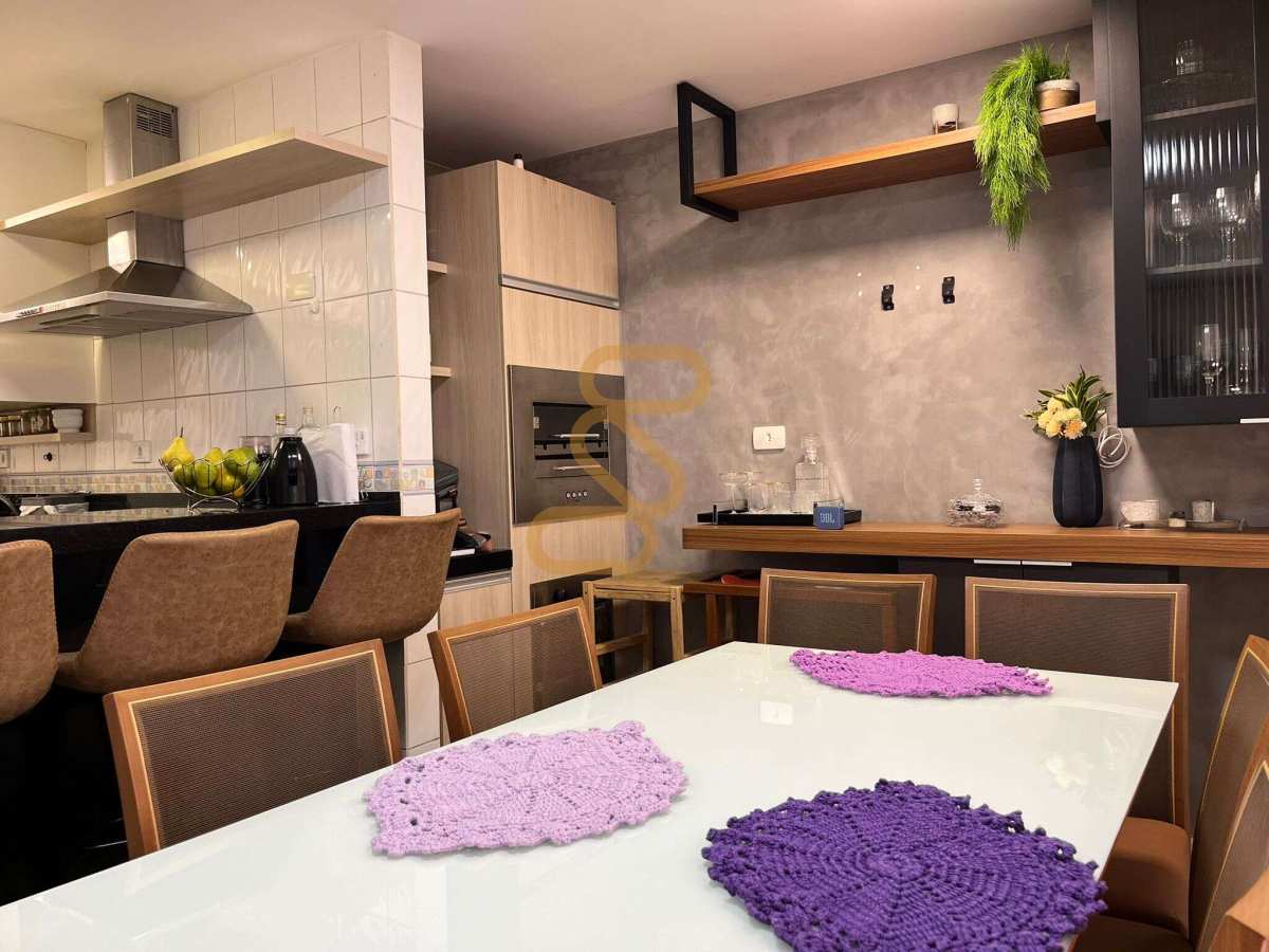 Apartamento com 3 quartos na Quadra do Mar da Praia de Itaparica - Santon Imobiliária